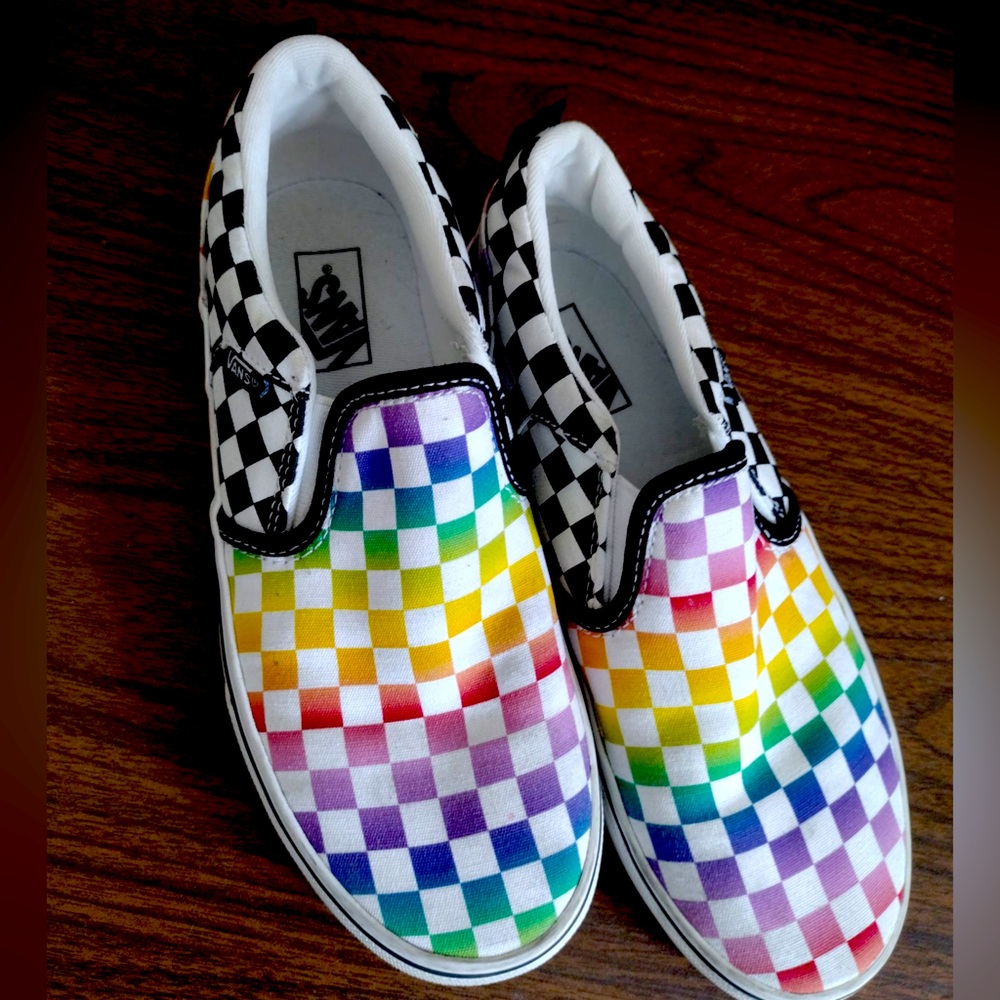 Girls off the wall rainbow vans sz. 4
